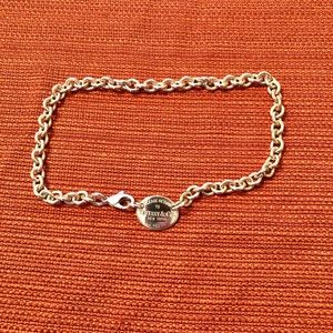 Tiffany & Co Return to Tiffany New York Sterling Silver Oval Tag Choker Necklace